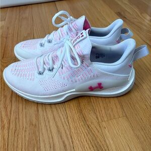 Under Armour Women's Pink & White Flow Dynamic INTLKNT tennis shoes